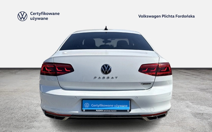 Volkswagen Passat cena 129900 przebieg: 126226, rok produkcji 2021 z Krzeszowice małe 781